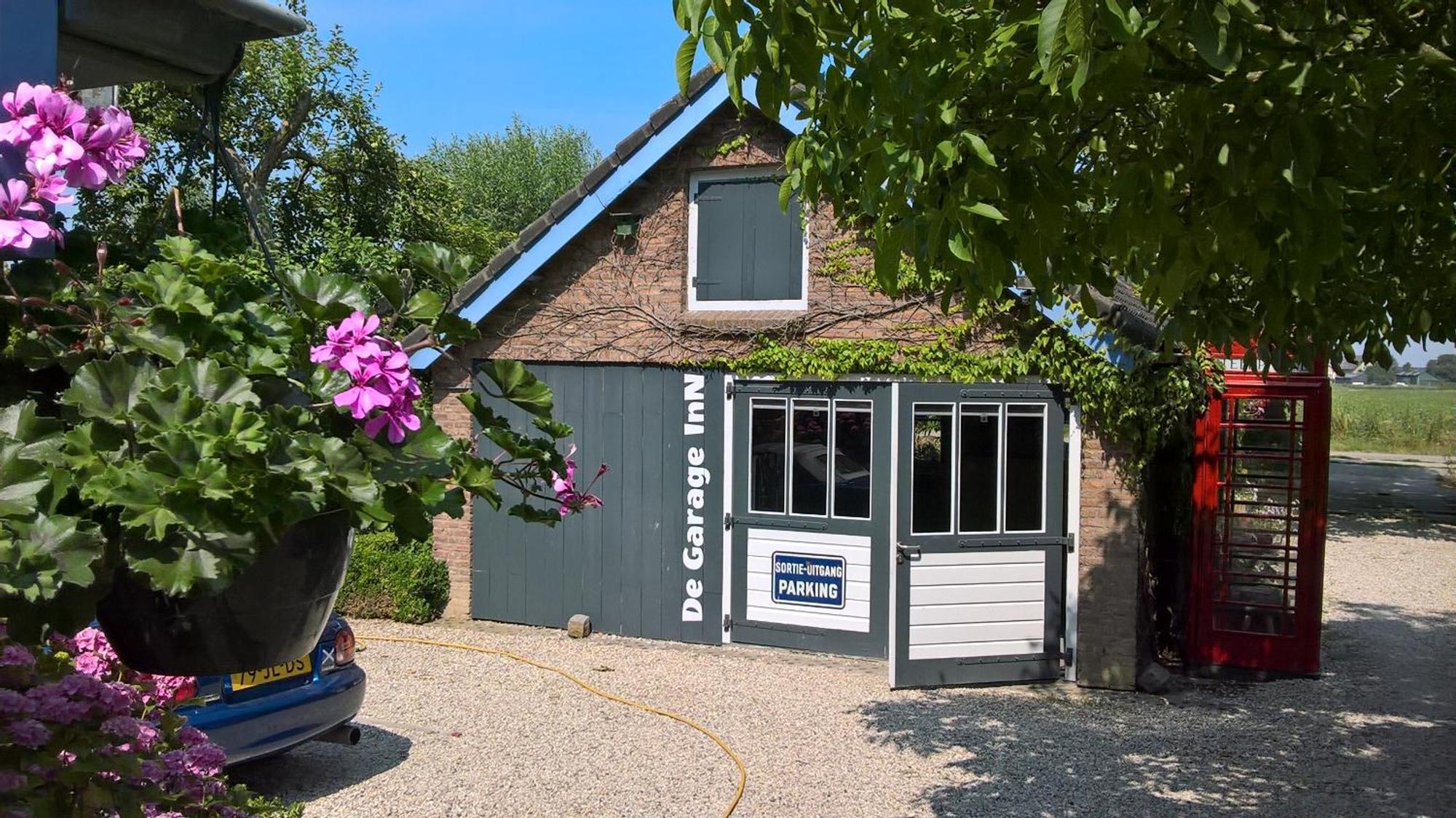 Holiday Cottage De Garage Inn Hank Bagian luar foto