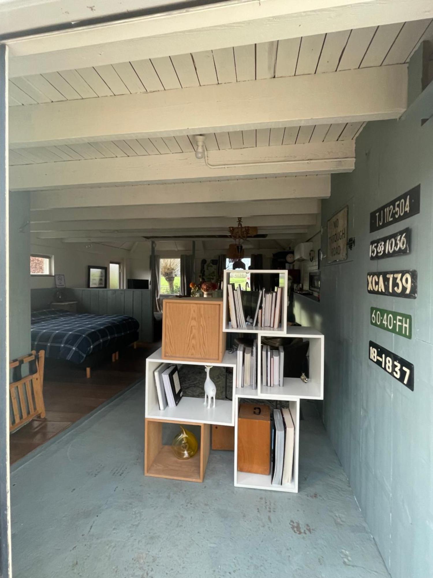 Holiday Cottage De Garage Inn Hank Bagian luar foto