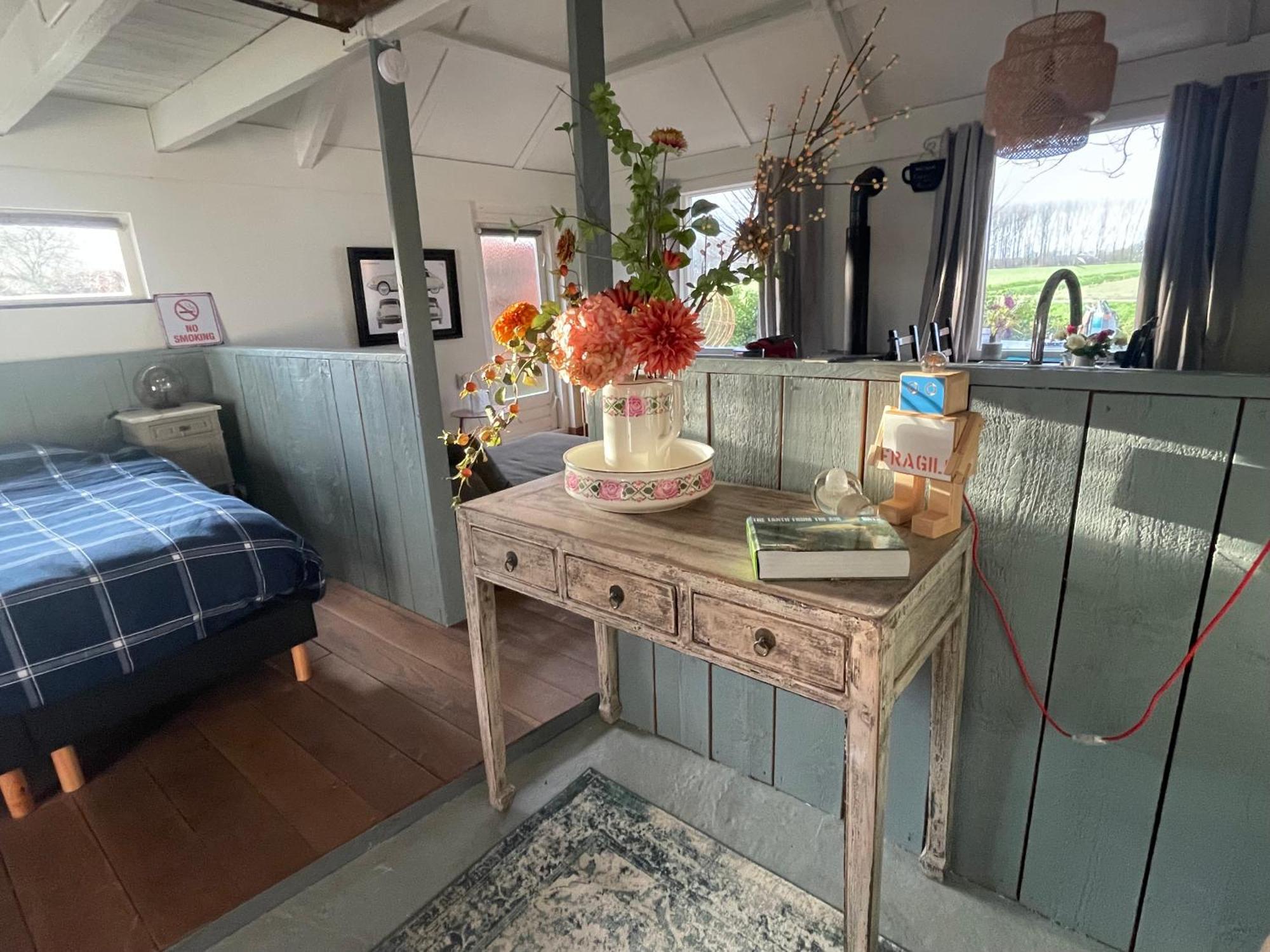 Holiday Cottage De Garage Inn Hank Bagian luar foto