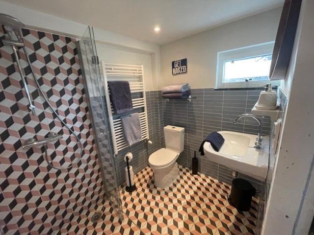 Holiday Cottage De Garage Inn Hank Bagian luar foto